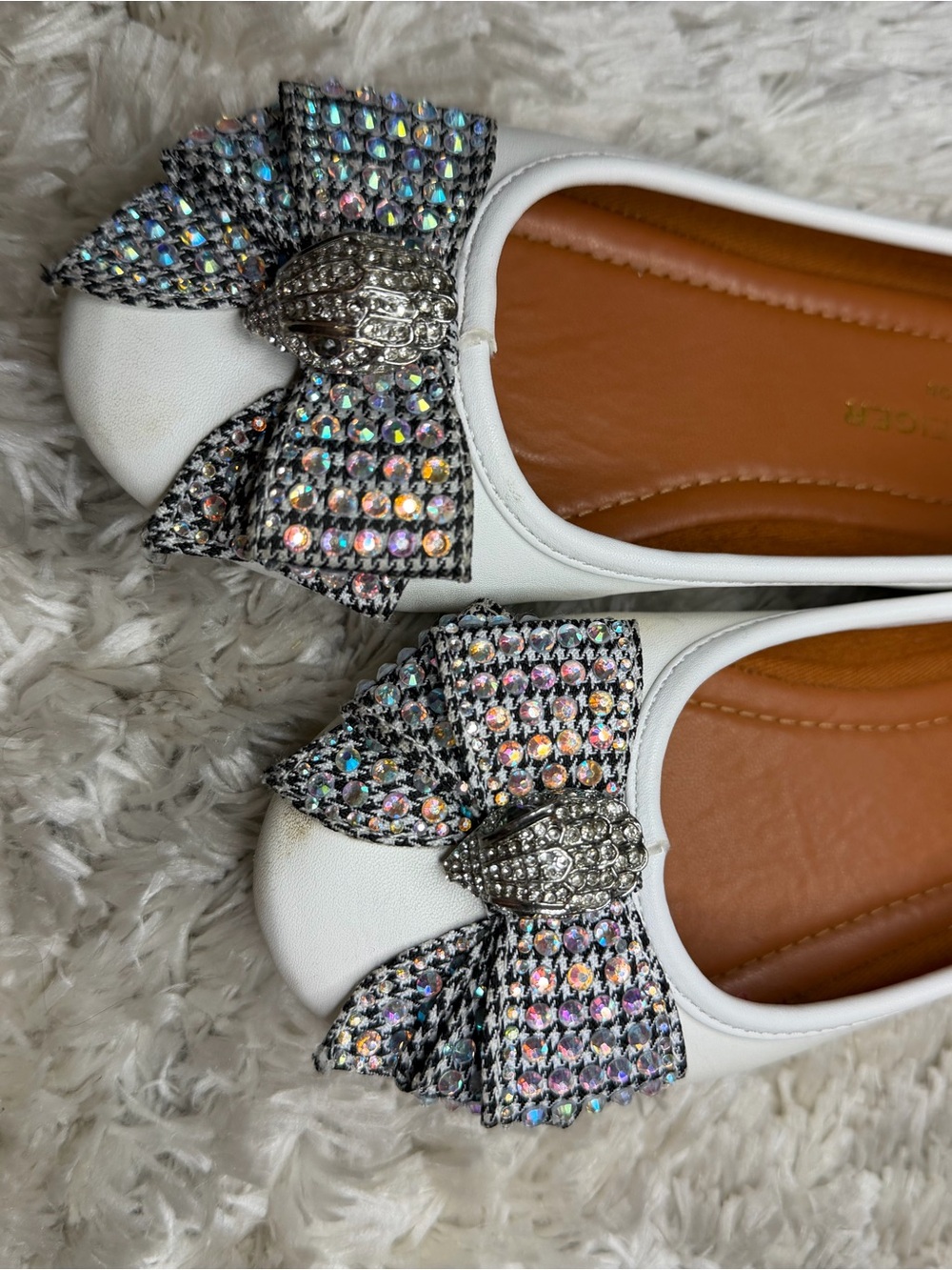 Kurt Geiger White Leather Ballet Flats with Crystal bow little girl - Picture 2 of 5